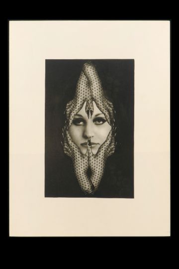 Pierre Molinier, Hanel 1, planche n° 30 duu00a0Chaman, tirage argentique d'époque, collection Emmanuelle Arsann(estimation 3 000 - 4 000 u20ac / 3 300 - 4 500 $)n