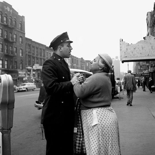 Armenian woman fighting on East 86th Street, September, 1956. New York, NY © Vivian Maier/Maloof Collection, Courtesy Howard Greenberg Gallery, New York