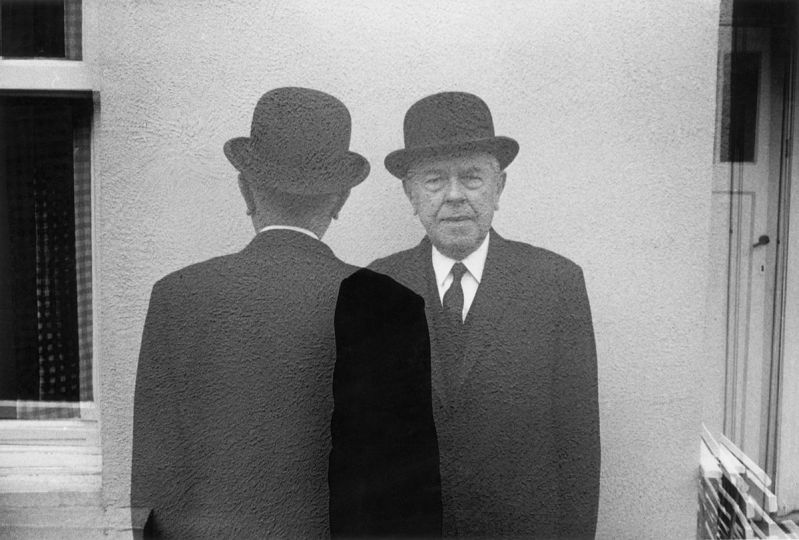 René Magritte, 1965 © 2017 Duane Michals / Courtesy Thames & Hudson
