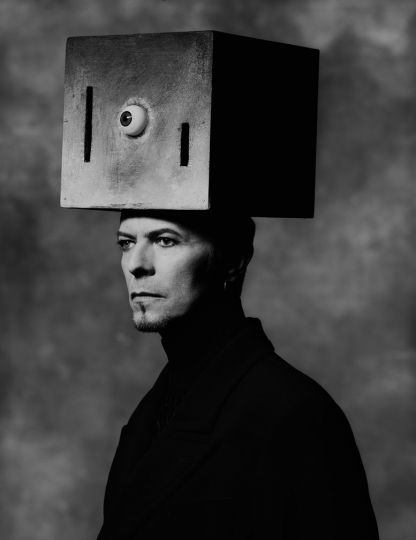 Albert Watson, The Two Faces of Janus David Bowie, New York City, 1996 © Albert Watson
