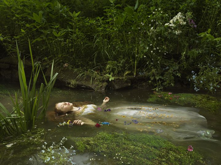 Ophelia © Julia Fullerton-Batten