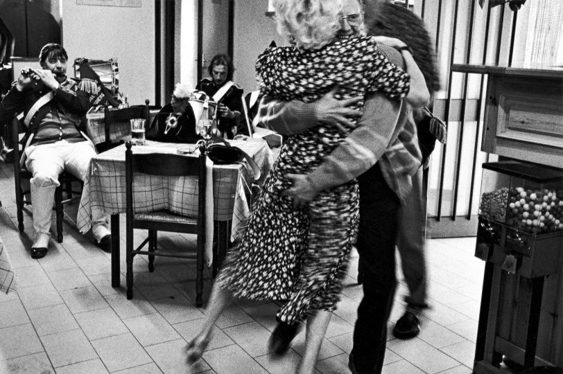 Marengo, après l’évocation historique de la bataille napoléonienne, 1994. © Gianni Berengo Gardin/Courtesy Fondazione Forma per la Fotografia