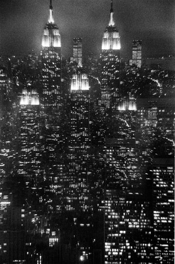 ©René Groebli, New York Melancholia, Empire State Building, No. 723, 1978