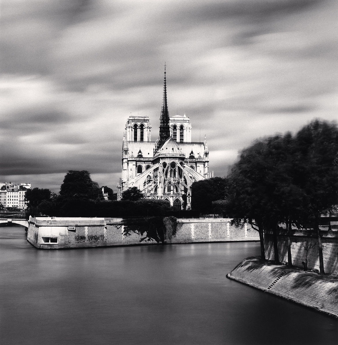 Nazraeli Press : Michael Kenna : Notre-Dame de Paris - The Eye of