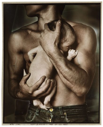Life, 1966, Tirage argentique réalisé en 1986 et peint à la main par l’artiste, Signé, titré, daté et annoté « #35 Feb. 21-22, 1986 » sous l’image, 29,5 x 24 cm, Courtesy Galerie David Guiraud