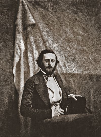 Autoportrait Charles Nègre, quai Bourbon © vers 1851 Charles Nègre collection particulière, reproduction Michel Cresp