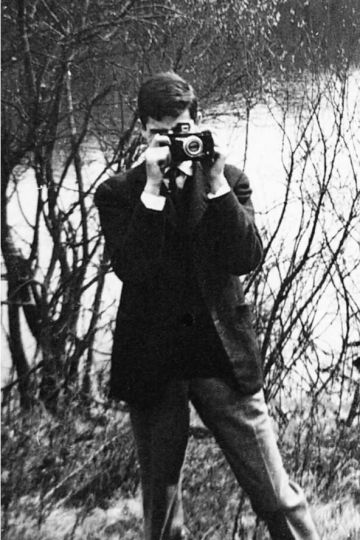 Patrick Demarchelier in his late twenties © Gérald Dearing