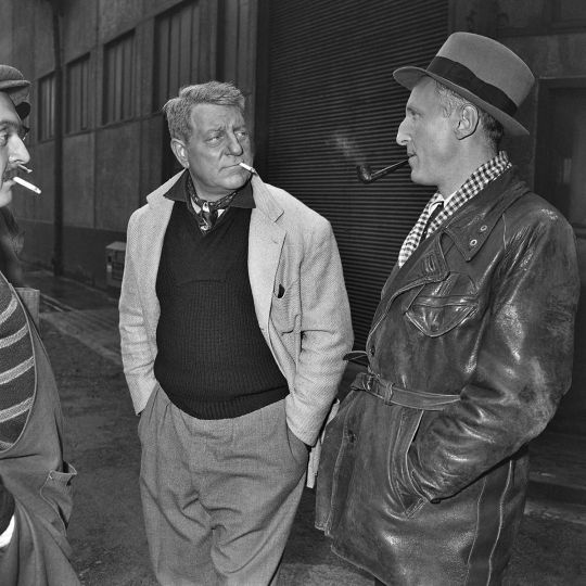 Jacques Marin (1919-2001), Jean Gabin (1904-1976) et Bourvil (1917-1970), acteurs français sur le tournage du film 