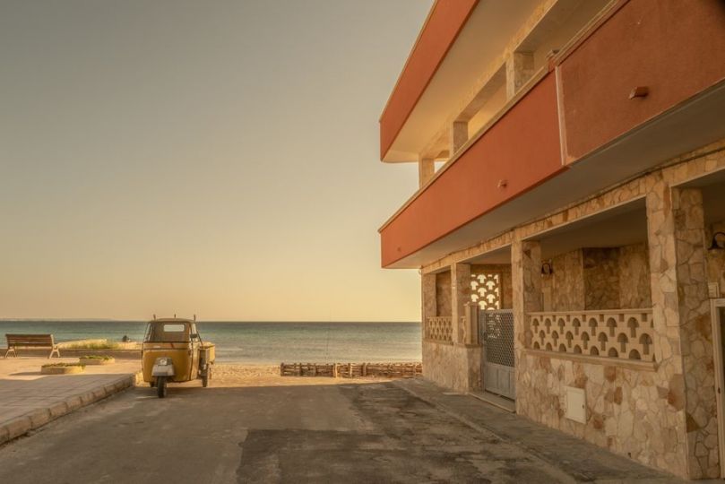 Laurence Biaggi, 28-(40°28_N, 17°85_E) © Laurence Biaggi / Galerie Mondapart, 2023