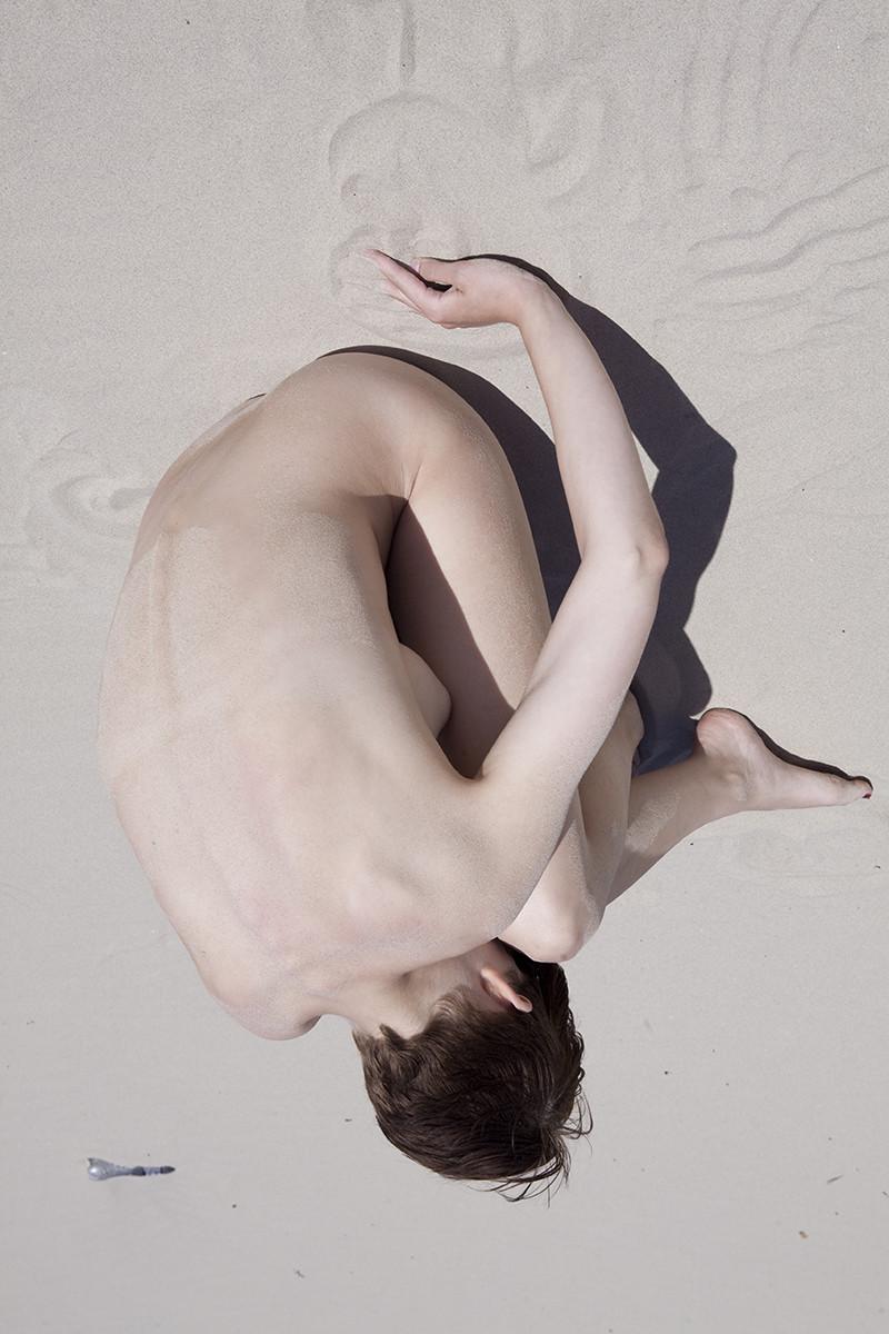 Viviane Sassen – PHOSPHOR:Art & Fashion 1990-2023 - La MEP