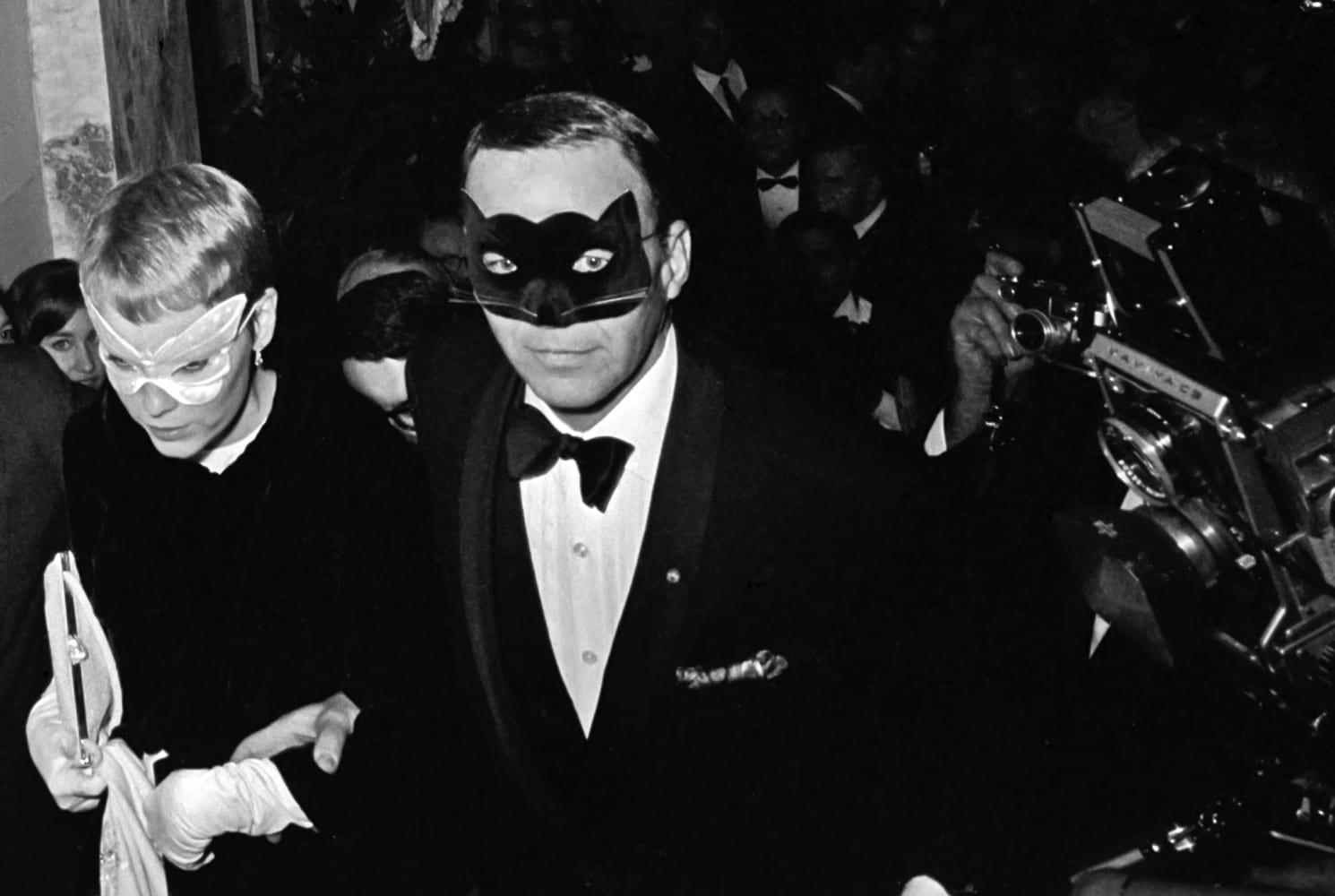 Holden Luntz Gallery Harry Benson Le Bal Noir et Blanc de