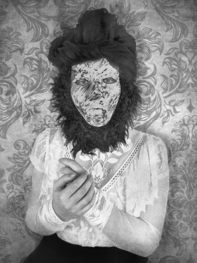 La femme barbue © Emmanuelle Becker