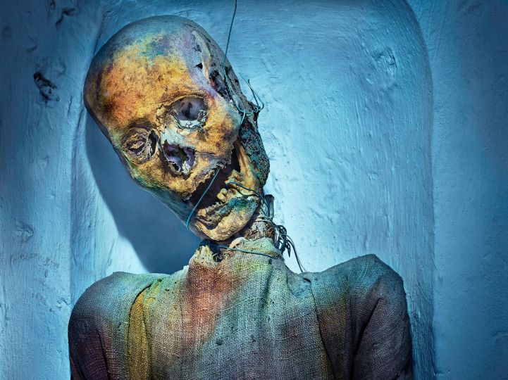 Matthew Rolston, Untitled (Wired III), Palermo, 2013 © Matthew Rolston. All rights reserved - From the series Vanitas: The Palermo Portraits - Courtesy Fahey/Klein Gallery, Los Angeles