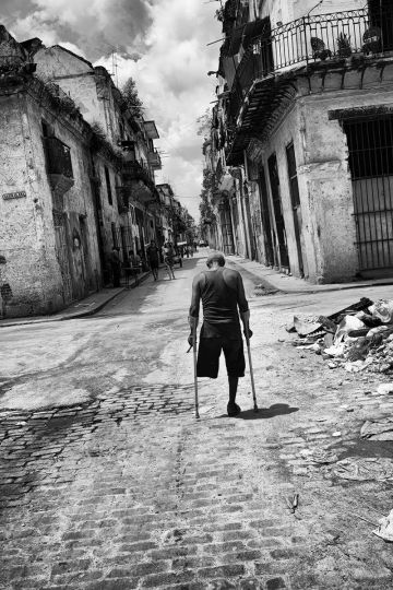 Man on a street © Luis Casadevall