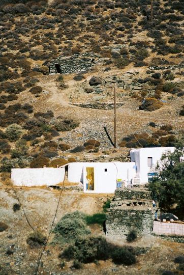 © Akila Berjaoui - The Possible Dream - Courtesy Prestel
