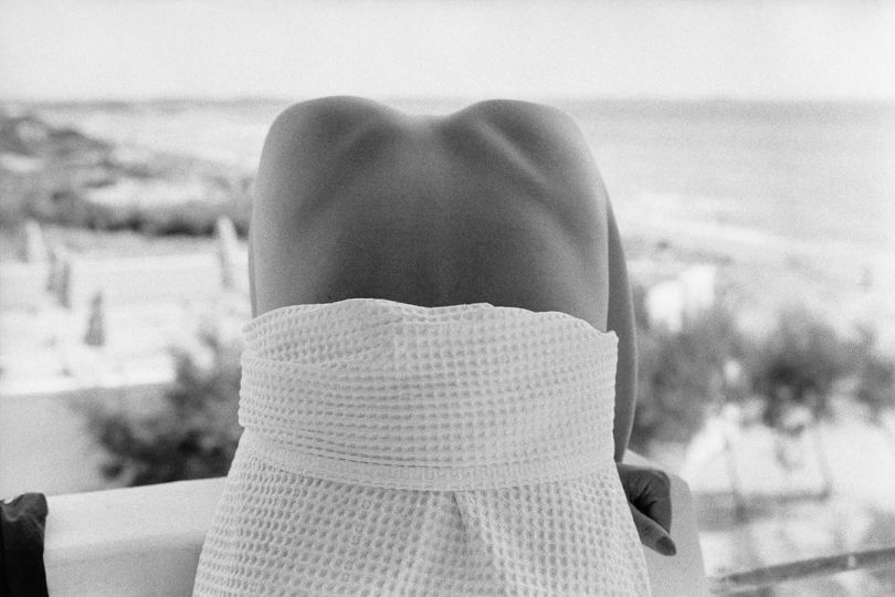 Denis Roche - Le Touquet, mai 1981 Tirage gélatino-argentique d’époque © Estate Denis Roche Courtesy Les Douches la Galerie, Paris