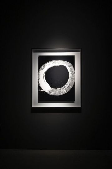 Installation view of Hiroshi Sugimoto, _Brush Impression, 1547_ (2024). Image courtesy of Singapore Art Museum
