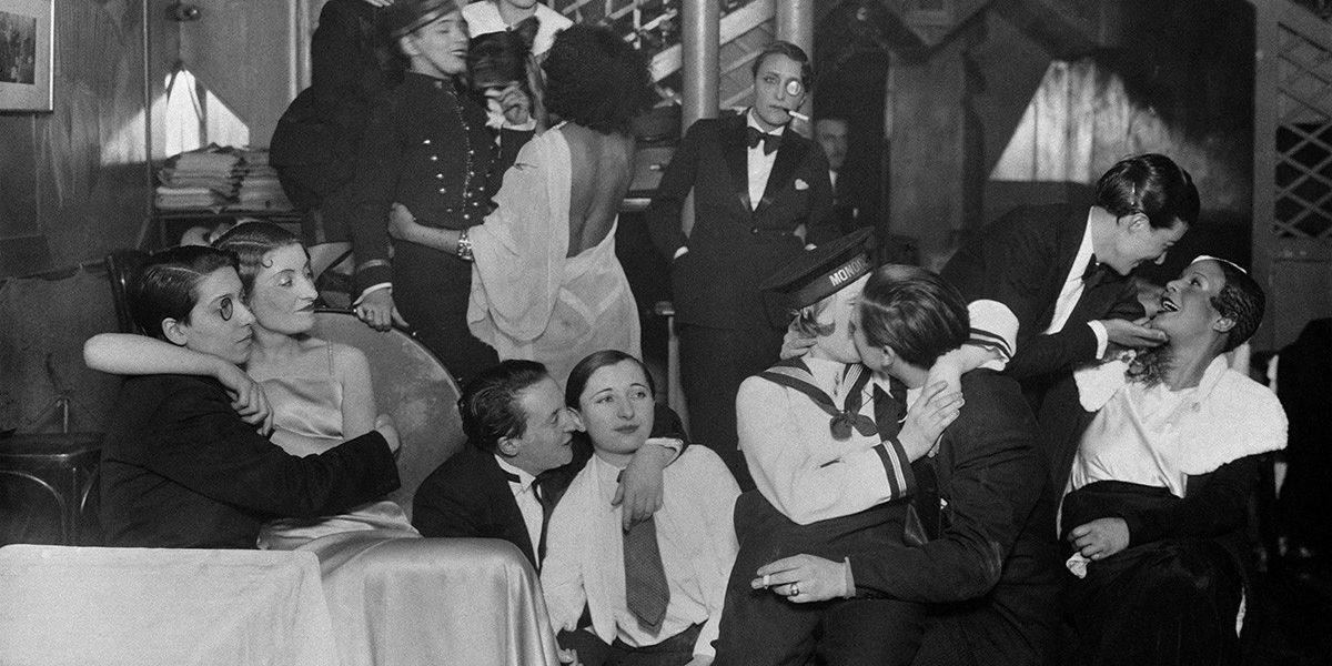 Galerie Roger-Viollet : Paris, ouvert la nuit