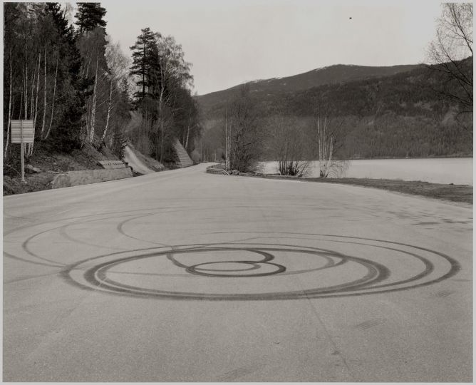 Dag ALVENG (Norwegian, b. 1953) Doughnut, Miland, 2021 - Courtesy Deborah Bell Photographs