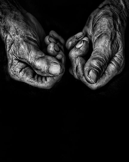 The Hands Of My Father © Noémia Prada - Courtesy of the artist