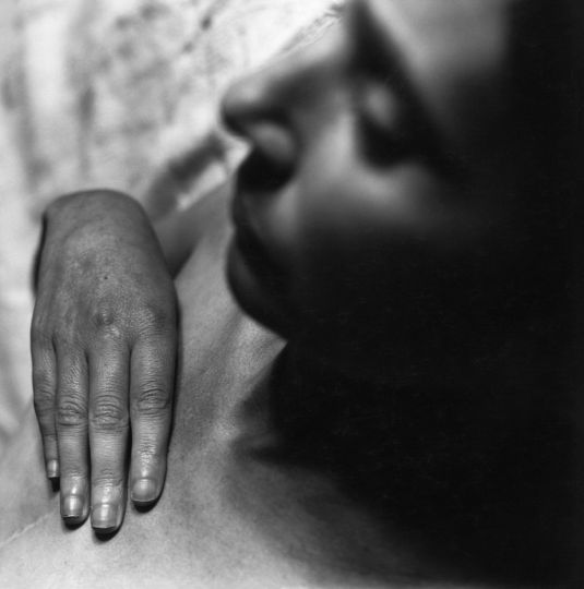 © Yves Trémorin - Corpus noir - Courtesy éditions lamaindonne 