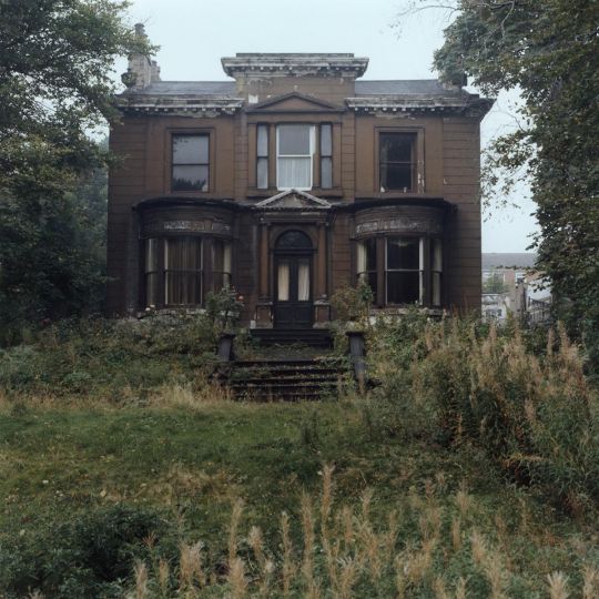 Spencer Place. Leeds, 1979. © Peter Mitchell