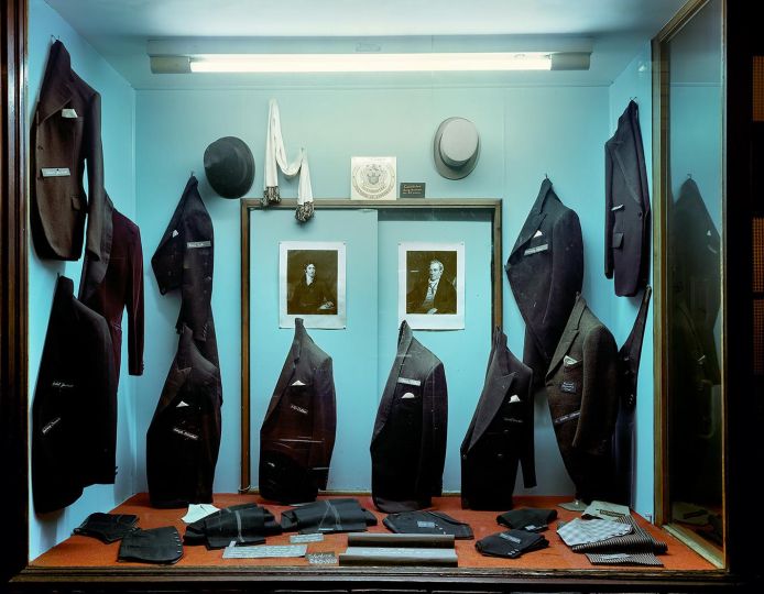 Window of Hill’s Gents Tailoring. Covent Garden, London. October 22, 1986. © Jim Dow